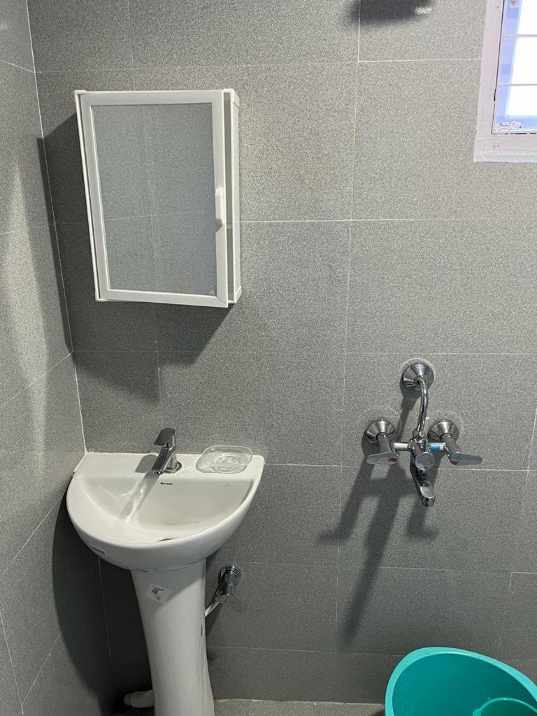 Riverside Palm Condo With Ac Near Kamakhya Temple Гувахати Екстериор снимка