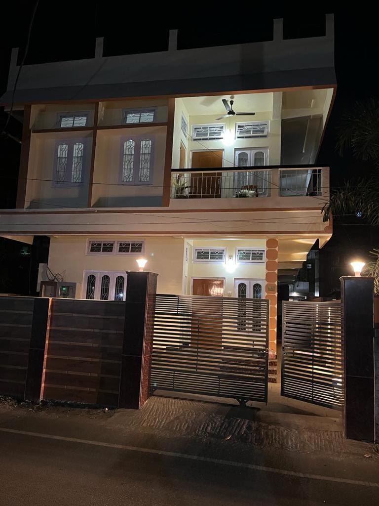 Riverside Palm Condo With Ac Near Kamakhya Temple Гувахати Екстериор снимка